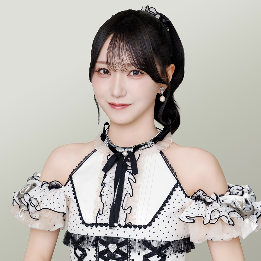 =LOVE 野口衣織 写真 声優パラダイス 2枚セット　値下げ⭕️ NEWS | ＝LOVE Official Fan Club